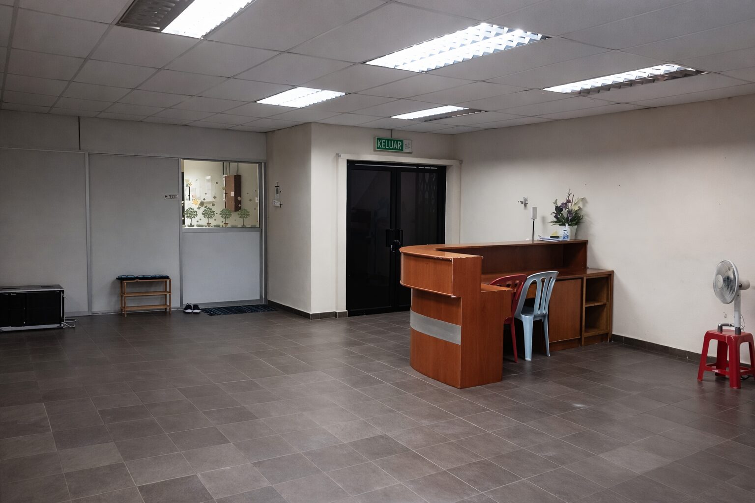 Reception and open event space at the AUTO SOFT venue
